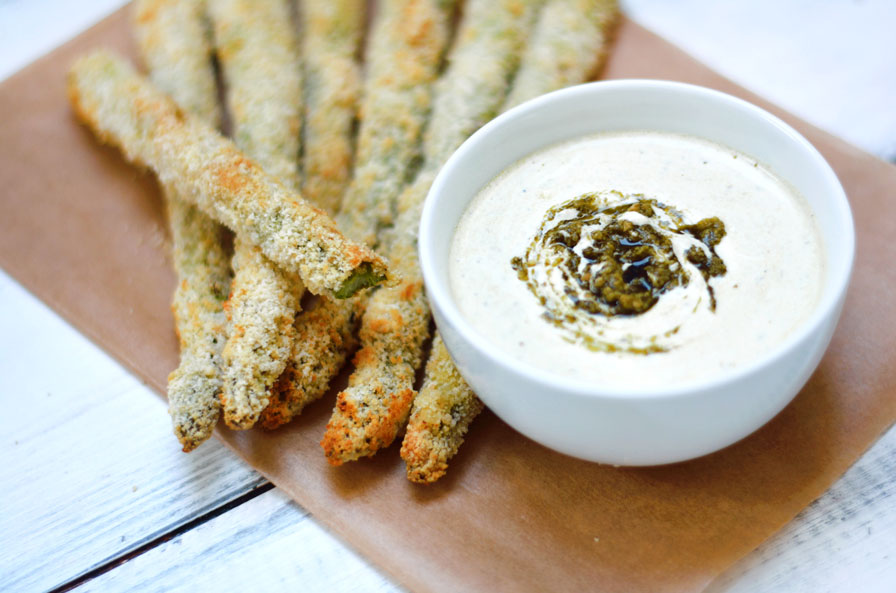 Crispy Breaded Asparagus with Creamy Pesto Dip