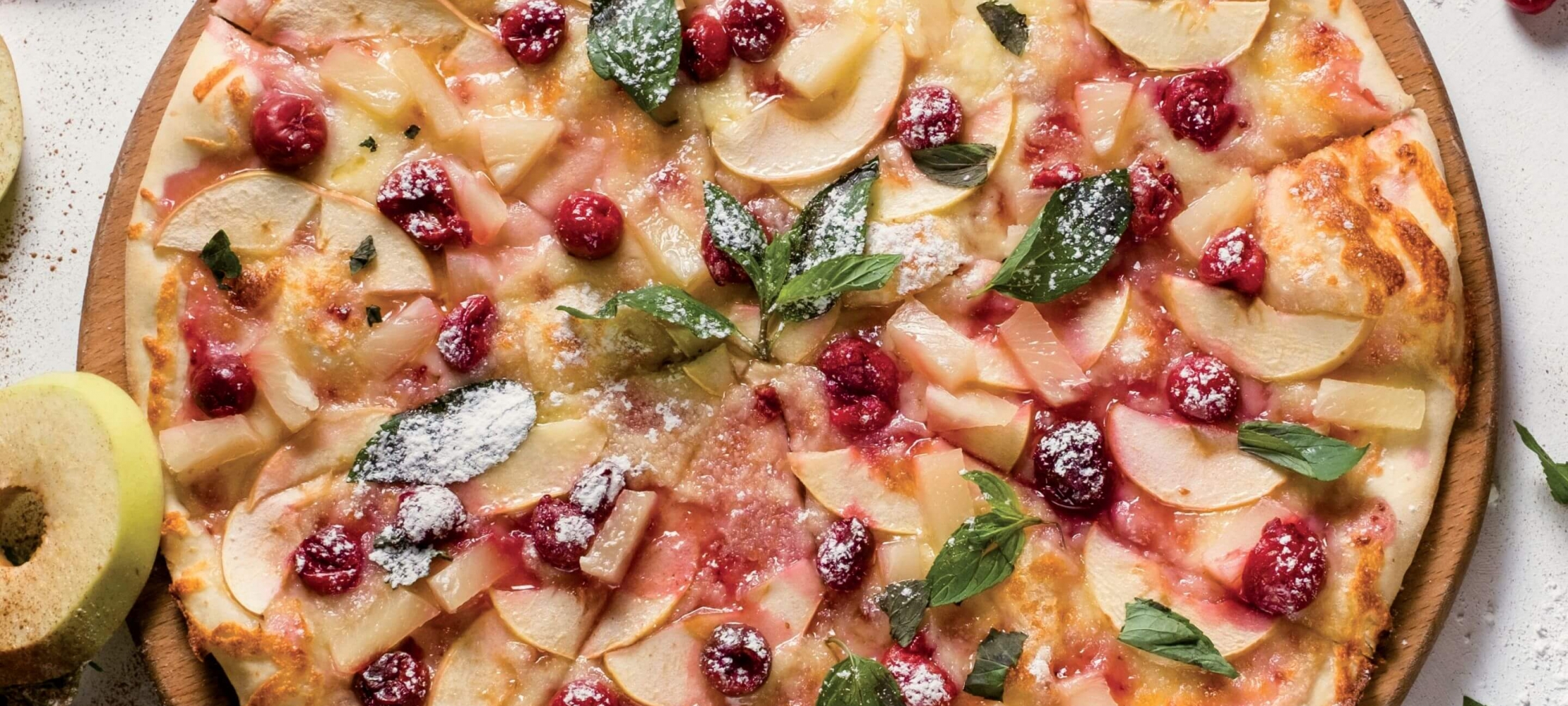 Apple Pie Dessert Pizza