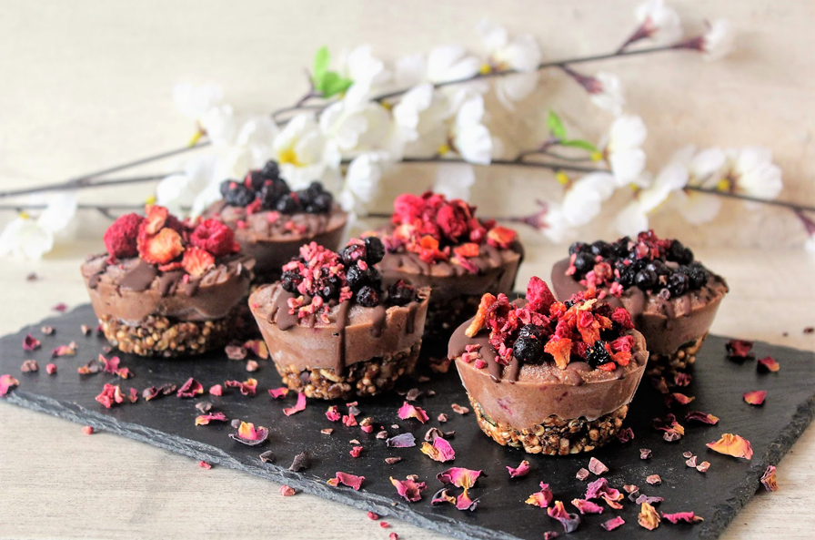 Mini Frozen Chocolate Berry Cheesecakes –