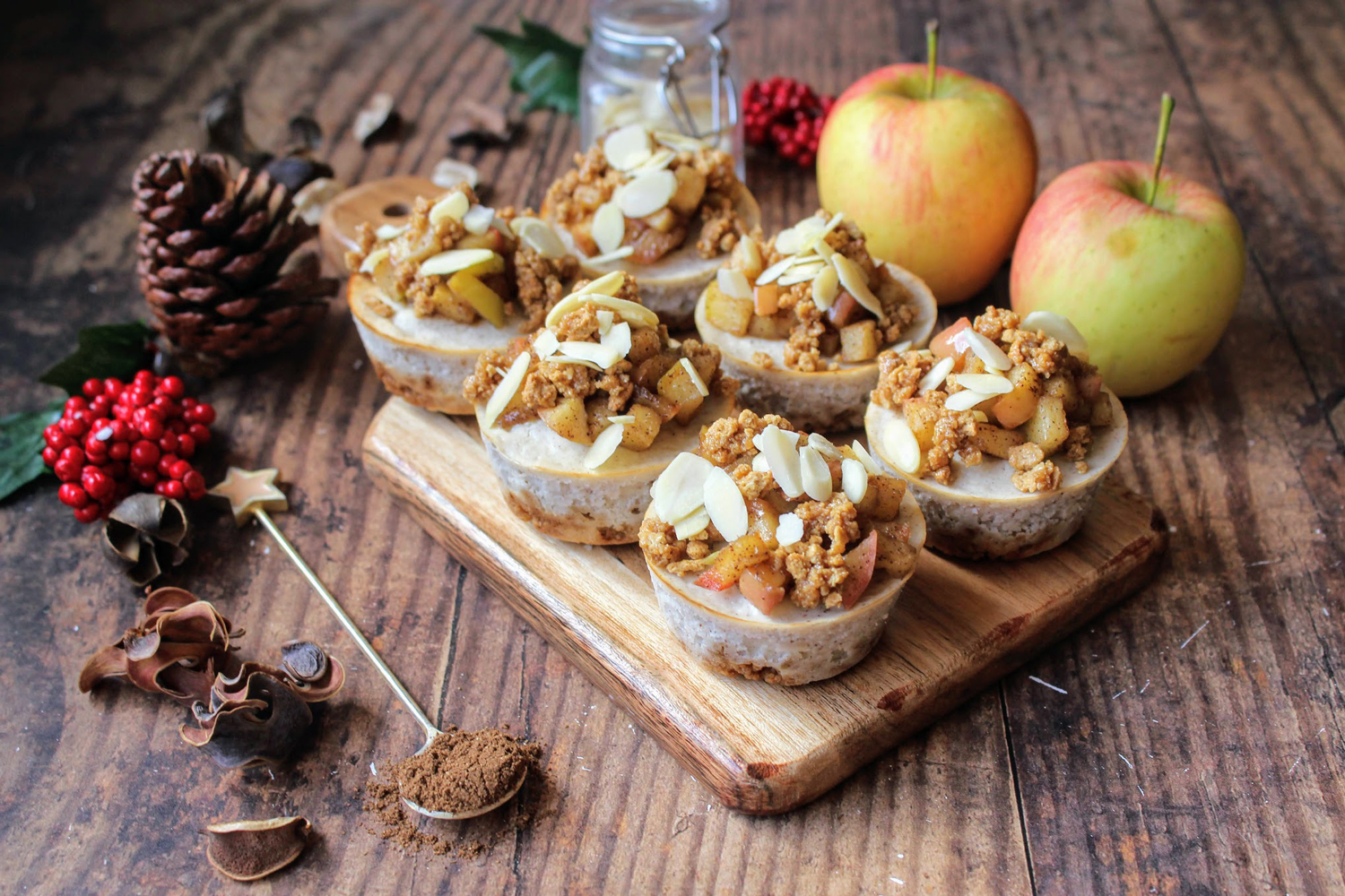 Spiced Apple & Ginger Nut Cheesecakes –