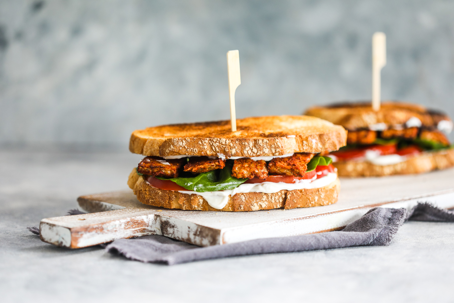 Getoastetes TempehSandwich