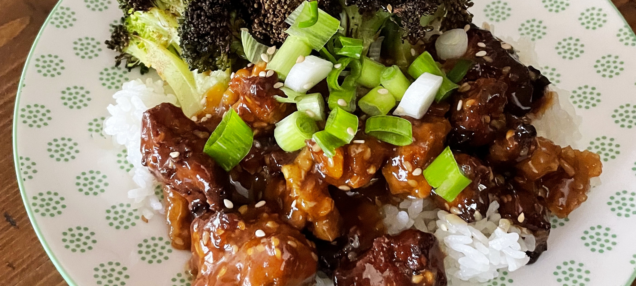 Crispy Orange Seitan with Broccoli & Rice