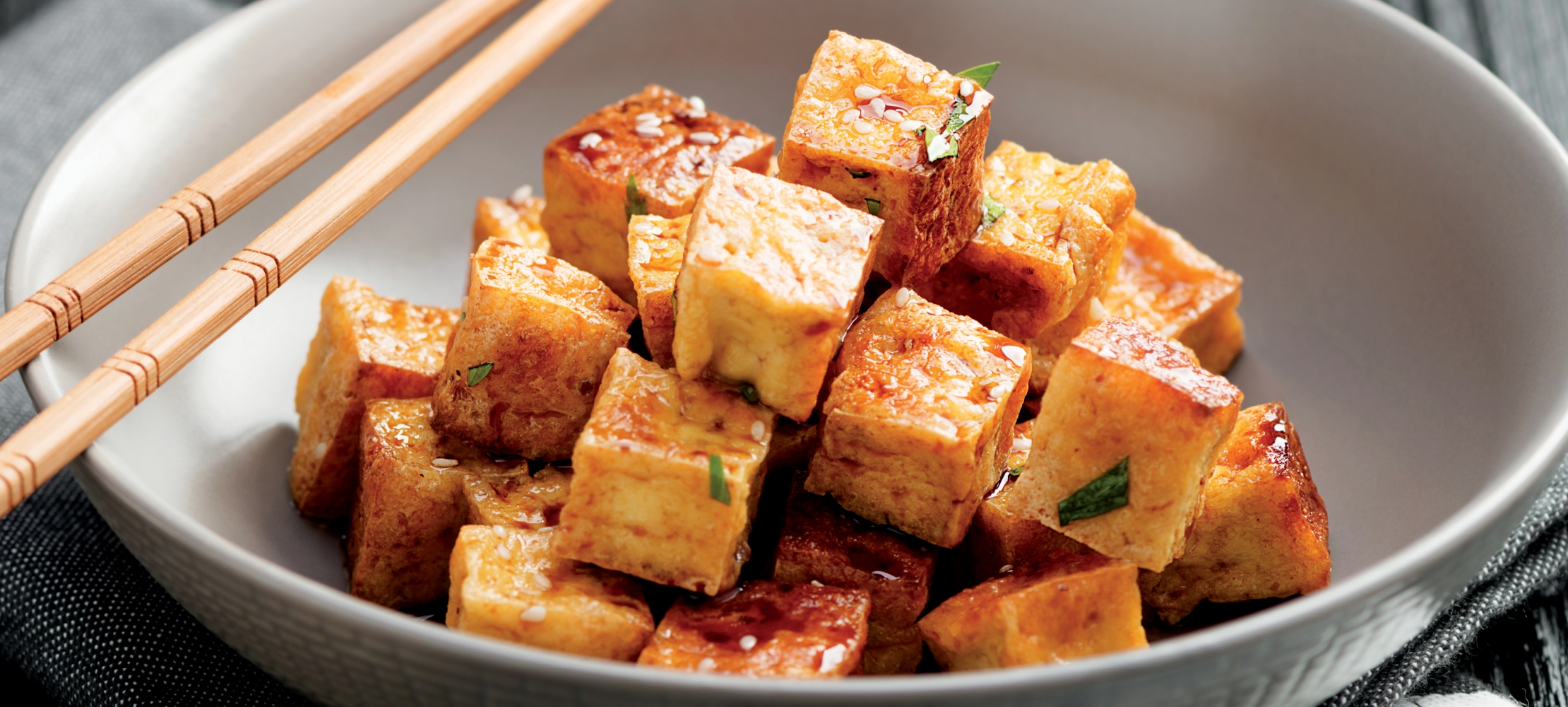 Crispy Tofu Bites with ChiliGarlic & Hoisin Dipping Sauce