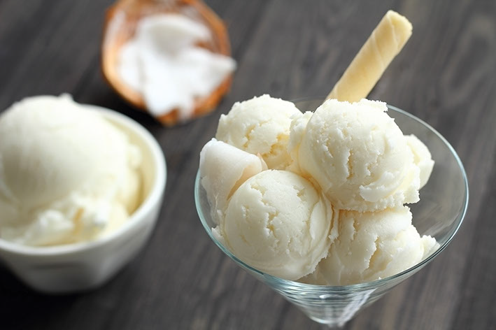 Almond Ice Cream –