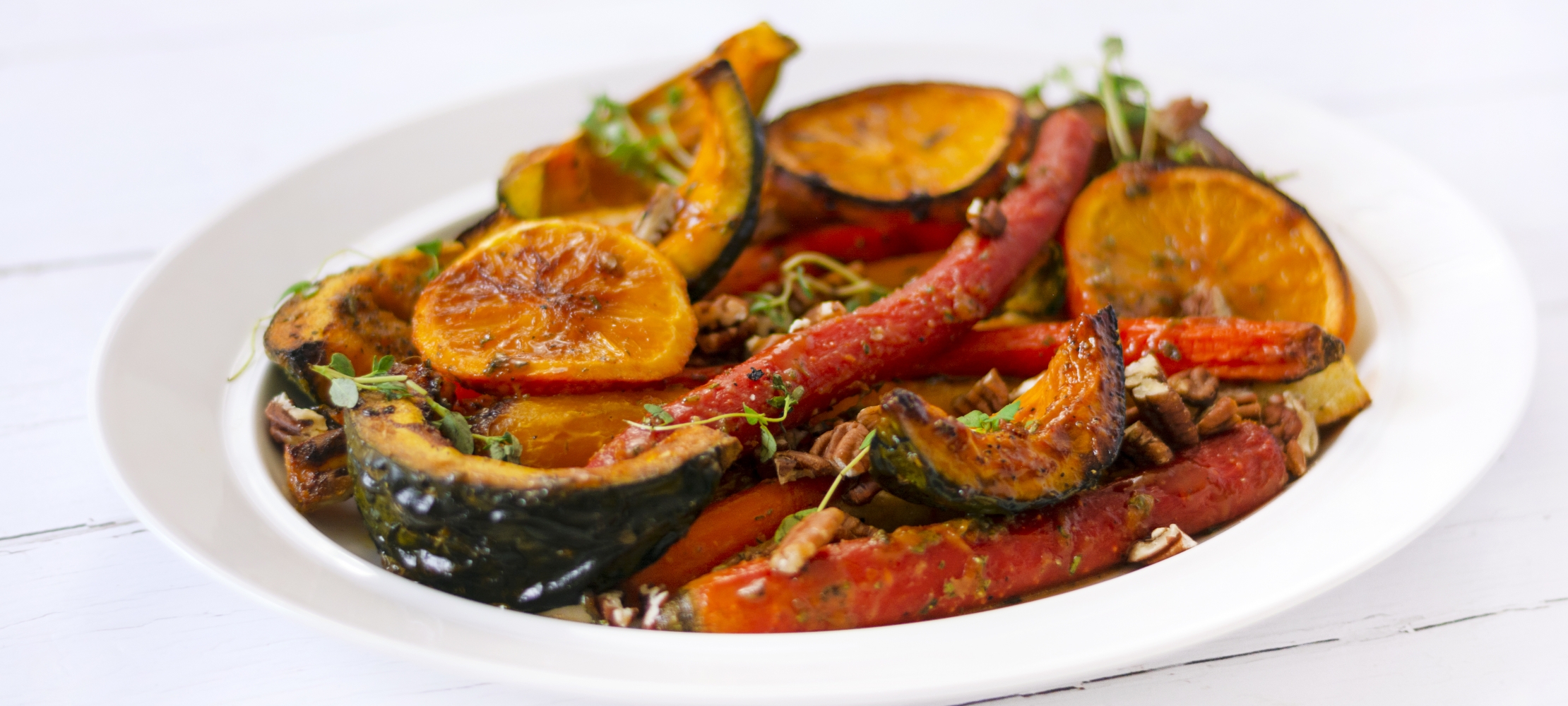 Vegetales de invierno asados con miso y cítricos, image size:2220x1000