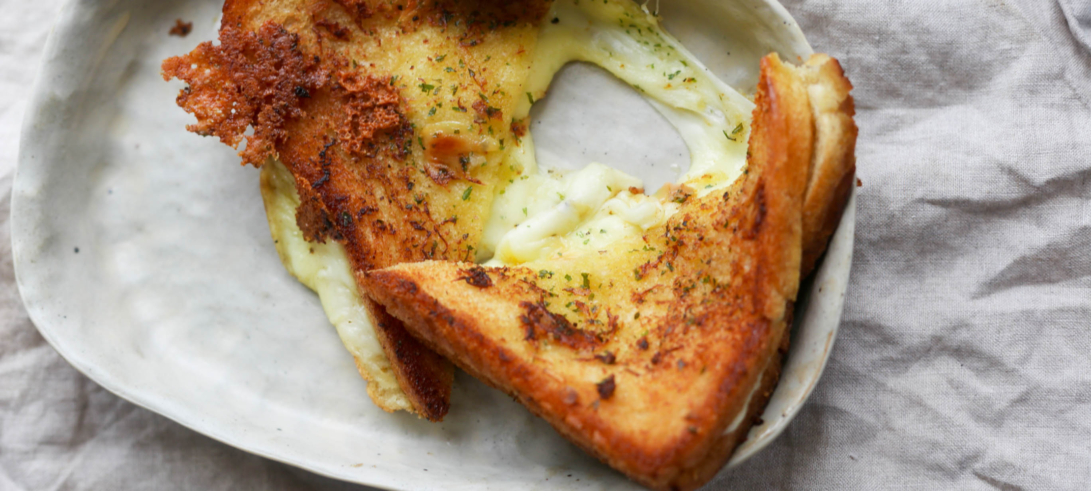 Caramelised Garlic and Mozzarella Toastie –