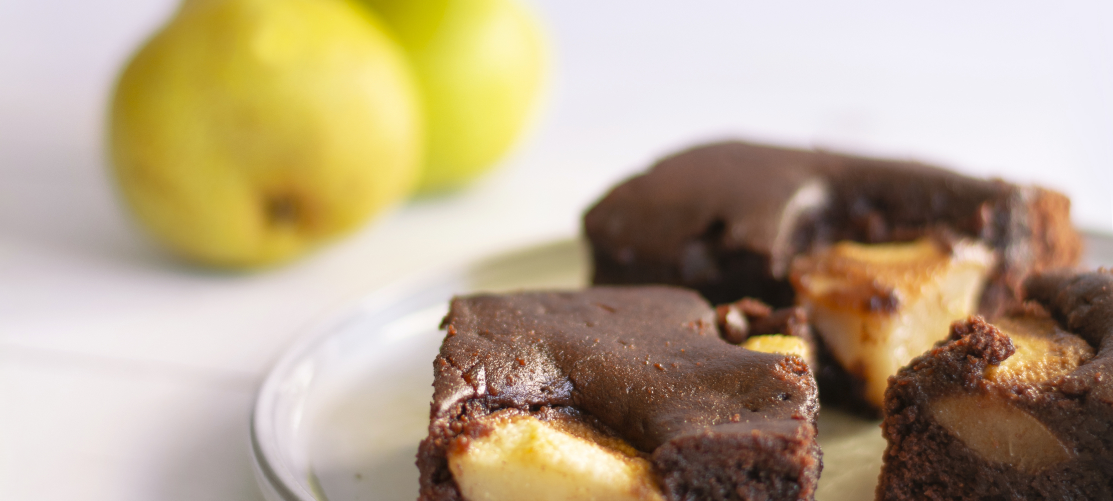 Chocolate, Pear & Ginger Tray Bake –