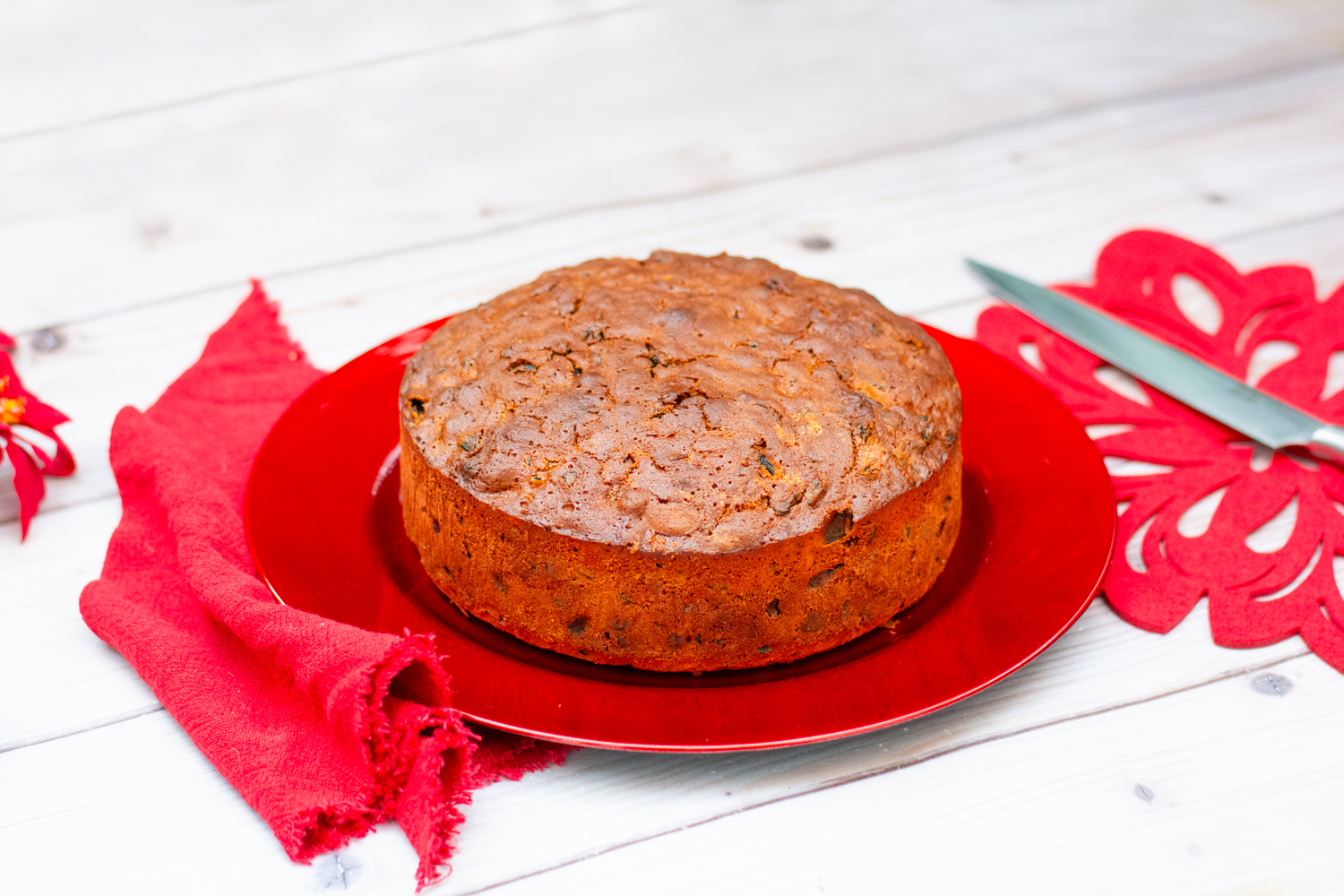 Christmas Cake with Smoked Fruits & Nuts –