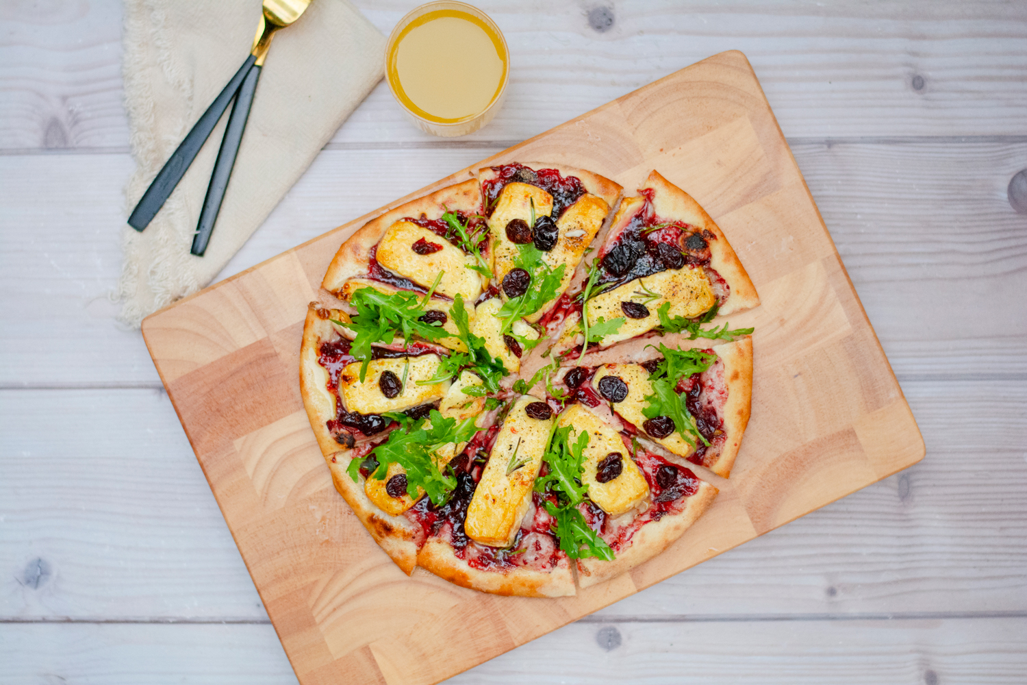 Cranberry & Brie Pizza –