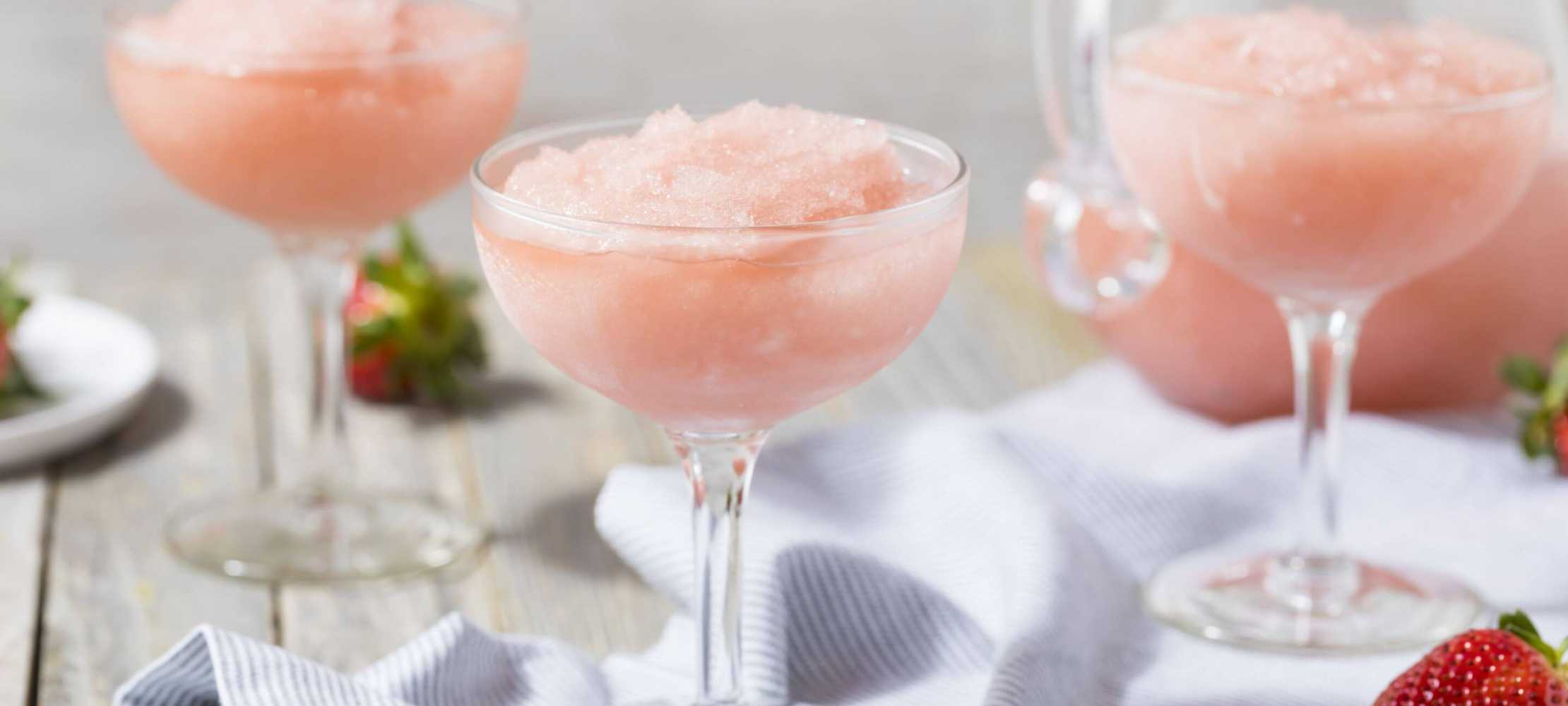 Spade & Sparrows Frosé Slushi